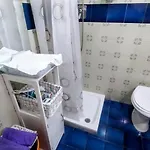 L'atelier Vedi Ai Tuoi Piedi 3*