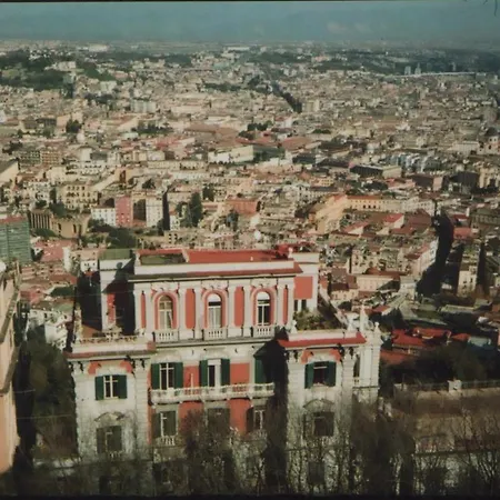 L'atelier Vedi Ai Tuoi Piedi Panzió