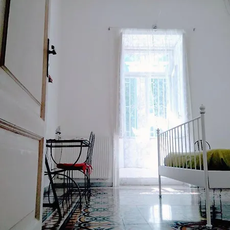 L'atelier Vedi Ai Tuoi Piedi Bed & Breakfast *