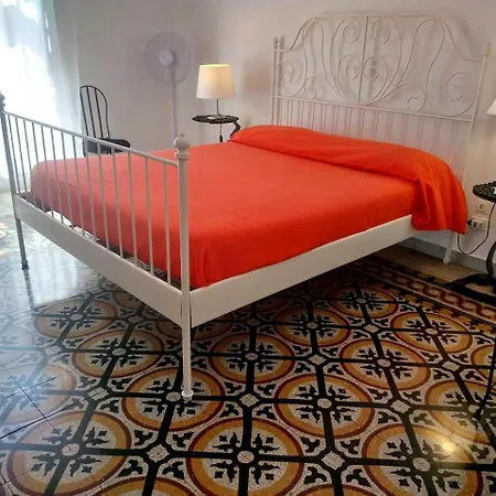 L'atelier Vedi Ai Tuoi Piedi Bed & Breakfast *